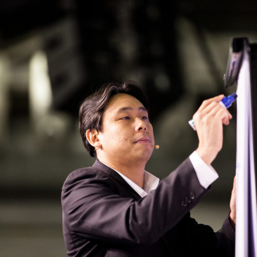 How a “Nobody from Singapore” Became YouTube’s Most Watched Investment Mentor