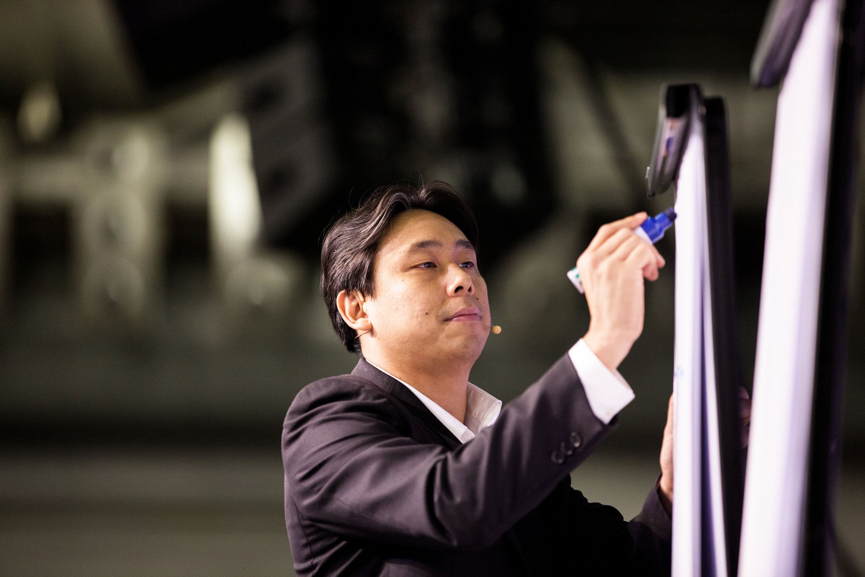 How a “Nobody from Singapore” Became YouTube’s Most Watched Investment Mentor